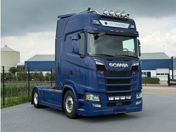 Vilcējs SCANIA S 500