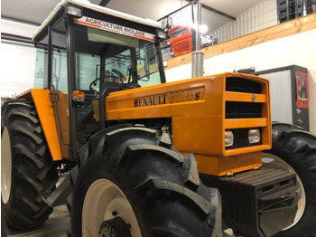 Traktors RENAULT