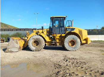 Riteņu iekrāvējs CATERPILLAR 963