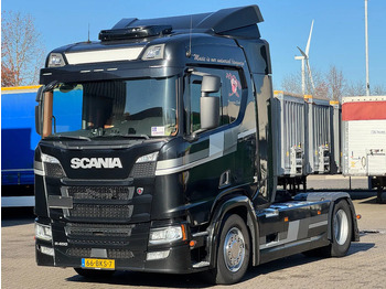 Vilcējs SCANIA R 450
