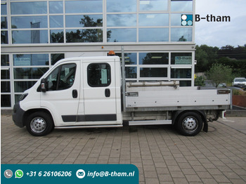 Automašīna ar kravas platformu PEUGEOT Boxer