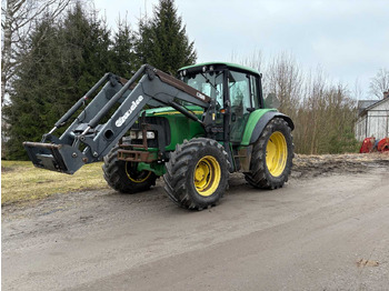 Traktors JOHN DEERE 6320
