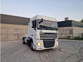 Termināļa traktors DAF XF 106.460: foto 3