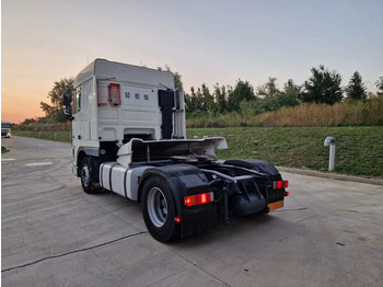 Termināļa traktors DAF XF 106.460: foto 4