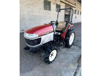Traktors YANMAR