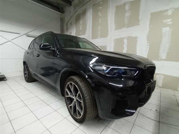 SUV BMW