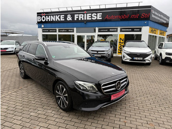 Universālis MERCEDES-BENZ