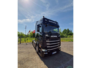 Vilcējs SCANIA S 500
