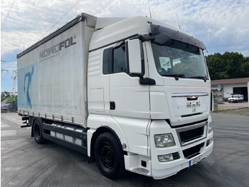 Kravas automašīna ar tentu MAN TGX 18.440