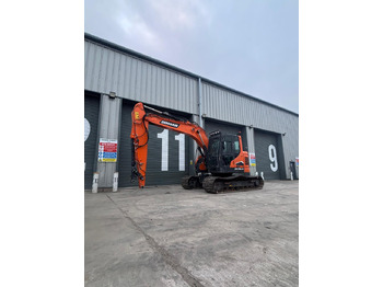 Kāpurķēžu ekskavators DOOSAN DX140