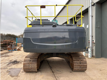 Kāpurķēžu ekskavators Kobelco SK300LC-10E: foto 4