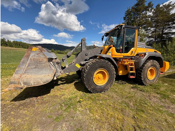 Riteņu iekrāvējs VOLVO L110H