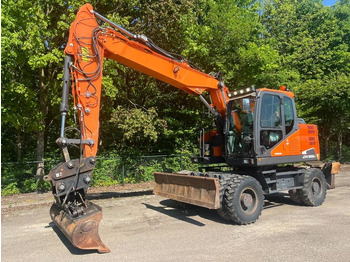 Riteņu ekskavators DOOSAN DX165W