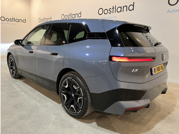 SUV BMW iX xDrive40 High Executive 77 kWh / Luchtvering / Pano / Harman Kardon / Trekhaak / Sportpakket / 27.750 KM !!: foto 4