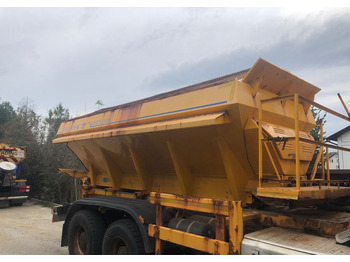 Sniega novākšanas tehnika Mercedes-Benz Arocs 3333 6x6 piaskarka solarka econ pług schmidt: foto 4