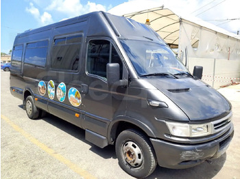 Mikroautobuss IVECO Daily