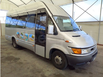 Mikroautobuss IVECO Daily