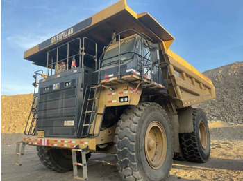 Karjeru pašizgāzējs CATERPILLAR 777