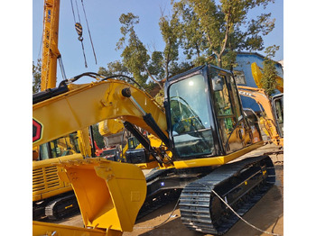 Kāpurķēžu ekskavators CATERPILLAR 313D