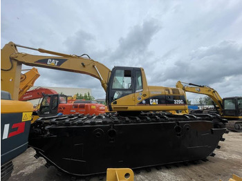 Ekskavators CATERPILLAR 320CL
