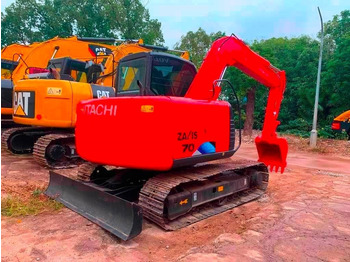 Kāpurķēžu ekskavators HITACHI ZX70