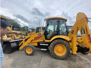 Ekskavators-iekrāvējs JCB 3CX