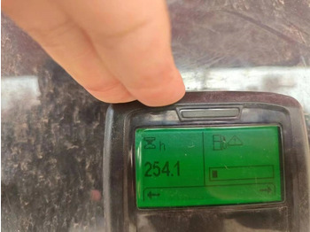 Teleskopiskais pacēlājs JLG 660 SJ: foto 5