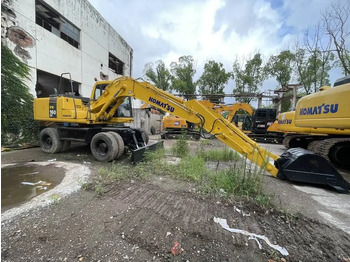 Riteņu ekskavators KOMATSU PW160