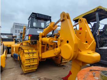 Buldozers SHANTUI
