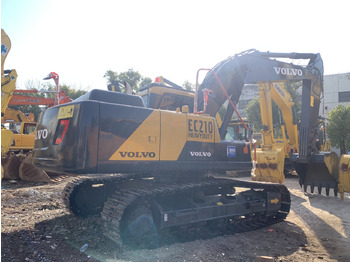 Kāpurķēžu ekskavators Volvo EC210: foto 2