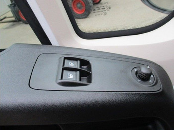 Automašīna ar kravas platformu, Kravas-pasažieru furgons Fiat Ducato: foto 3
