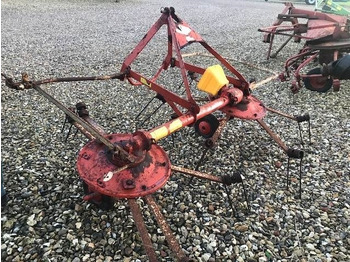 Vālotājs/ Ārdītājs KUHN