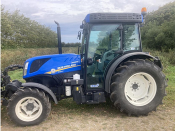 Traktors NEW HOLLAND T4