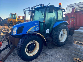 Traktors NEW HOLLAND T5050