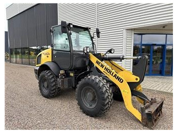 Riteņu iekrāvējs NEW HOLLAND