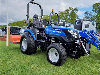 Komunālais traktors SOLIS