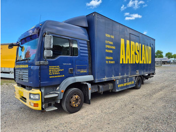 Kravas automašīna ar slēgto virsbūvi MAN TGM