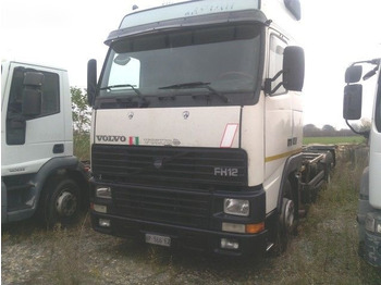Konteineru vedējs/ Kravas automašīna ar noņemamā virsbūve VOLVO FH12 420