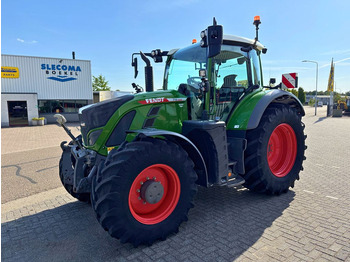 Traktors FENDT 716 Vario