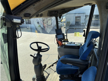 Lopbarības kombains New Holland FR9050: foto 5