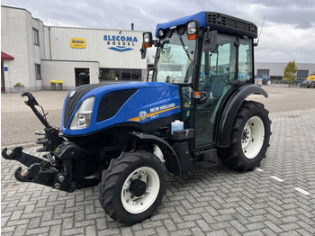 Traktors NEW HOLLAND T4