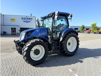 Traktors NEW HOLLAND T5