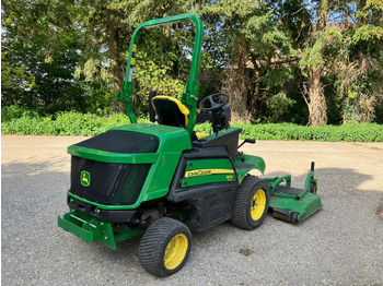 John Deere 1570 Commercial Outfront with 72 inch rear discharge deck līzingu John Deere 1570 Commercial Outfront with 72 inch rear discharge deck: foto 3