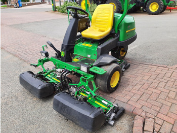 Zāles pļāvējs JOHN DEERE