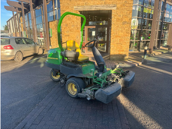 Zāles pļāvējs JOHN DEERE