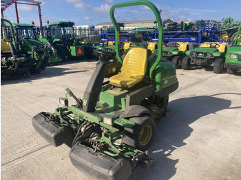 Zāles pļāvējs JOHN DEERE