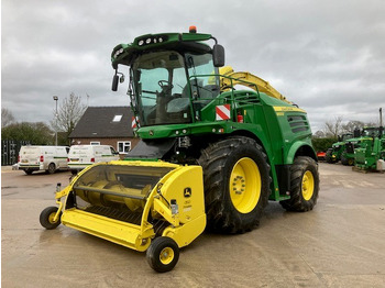 Lopbarības kombains JOHN DEERE 8500