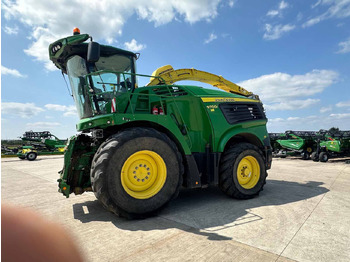 Lopbarības kombains JOHN DEERE