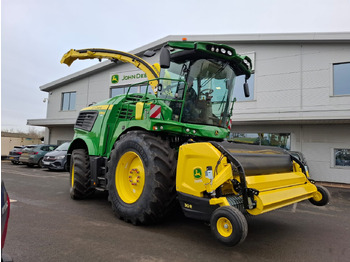 Lopbarības kombains JOHN DEERE