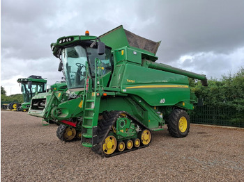 Labības kombains JOHN DEERE T670